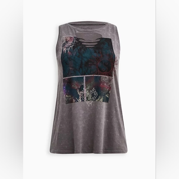 Torrid LoveSick Gray Wash Front Slash Palm Dreams Graphic Tank Top, size 0x - Picture 4 of 12